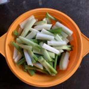 ネギを蒸す