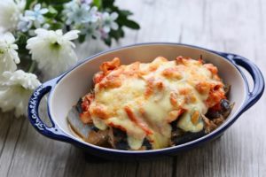 キムチと鯖缶のチーズ焼き